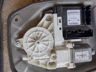 Podizac stakla za Volkswagen Golf 5 od 2003. do 2008. god.