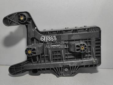 NOSAC AKUMULATORA za Volkswagen Passat B6