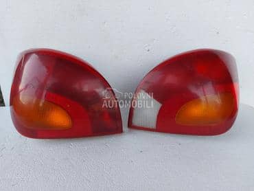 8.STOP SVETLA za Ford Fiesta od 1996. do 2002. god.