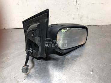 Desni retrovizor za Ford Focus od 2004. do 2010. god.
