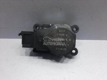 MOTORIC VENTILATORA za Mercedes Benz C Klasa