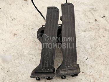 70.PAPUCA GASA za Volkswagen Passat B6, Touran, Ostalo od 2003. do 2010. god.