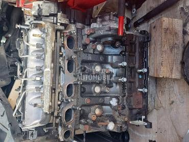 2.5 motor Master Trafik Vivaro