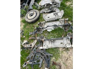 Prednji trap Most za Volkswagen Polo od 1998. do 2015. god.