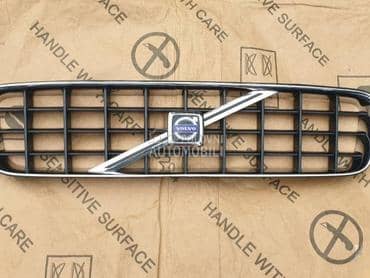 Prednja Maska za Volvo XC90 od 2003. do 2007. god.