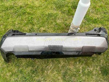 branik za Toyota RAV 4 od 2019. do 2022. god.