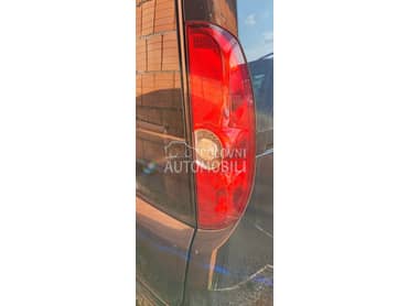 Desno stop svetlo za Fiat Doblo od 2010. do 2022. god.