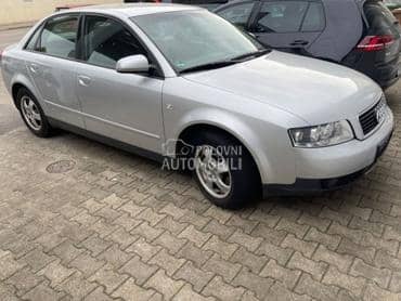 bz plastike enterijera za Audi A4 od 2002. do 2017. god.