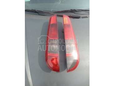 Desna stop lampa karavan za Ford Focus od 2004. do 2007. god.