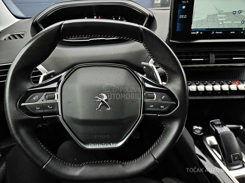 Peugeot 3008 STYLE 1.5H 130 AT8