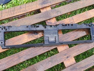 unutrašnja maska b9 za Audi A4