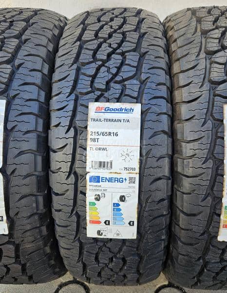 BFGoodrich 215/65 R16 Zimska