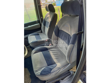 Sedišta prednja, zadnja za Peugeot 806