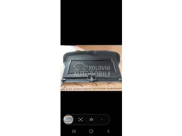 Polica gepeka za Audi A3 od 2003. do 2011. god.