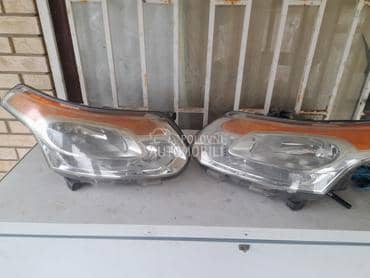 Farovi za Citroen C3 Picasso od 2009. do 2012. god.