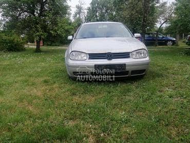 Volkswagen Golf 4 1.4B 2000. god. -  kompletan auto u delovima