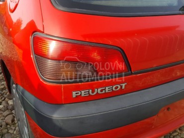 Stop svetla za Peugeot 306