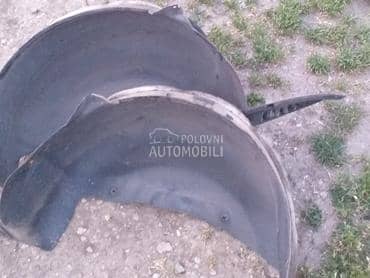 Podkrilo za Peugeot 407