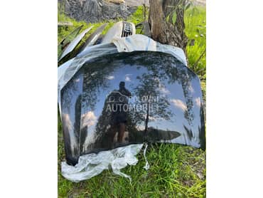 Hauba prdnja inzadnja za Volkswagen Golf 5 od 2004. do 2010. god.