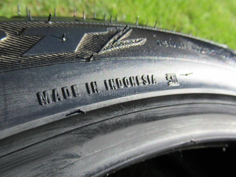 Achilles 275/35 R21 Letnja