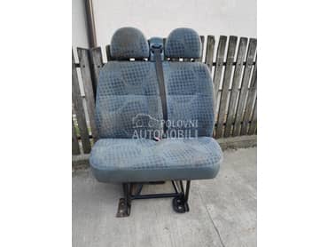 Sedista za Ford Transit Connect za 2008. god.