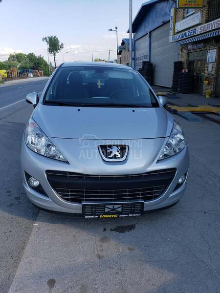 Peugeot 207 1.4 hdi 5 vr