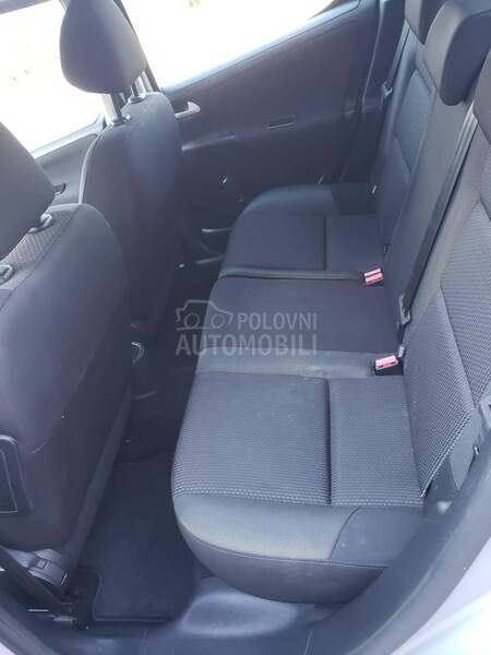 Peugeot 207 1.4 hdi 5 vr