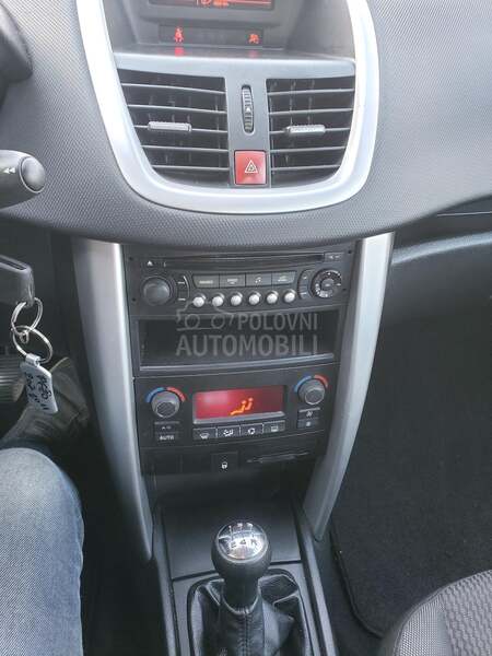 Peugeot 207 1.4 hdi 5 vr