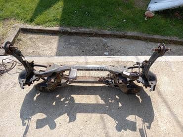 zadnji trap za Ford Grand C-Max od 2011. do 2014. god.