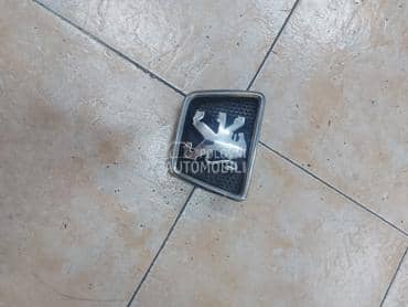 Znak prednji za Peugeot 106