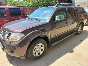 Nissan Navara 2012. god. -  kompletan auto u delovima
