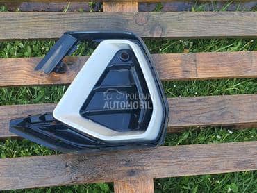 rešetka branika s Line za Audi Q3