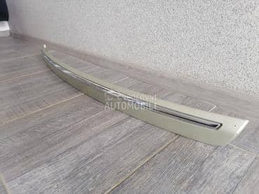 Lajsna na gepeku za Renault Laguna od 2001. do 2007. god.