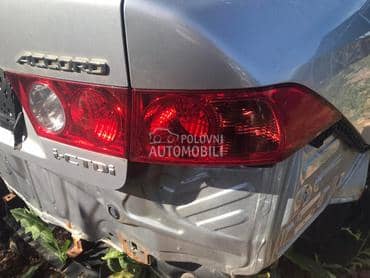 Stop svetlo za Honda Accord od 2002. do 2007. god.