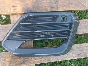 rešetka branika desna za Seat Ateca