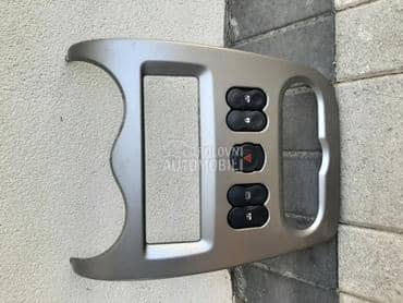 Prekidaci podizaca za Dacia Sandero od 2008. do 2014. god.