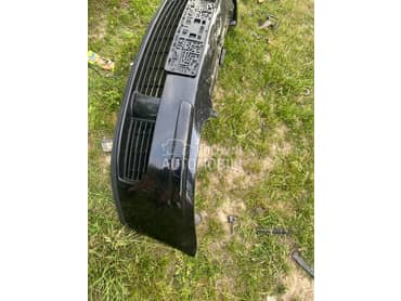 Branik prednji i zadnji za Volkswagen Golf 5 od 2004. do 2010. god.