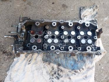 glava motora 2.0 d4d za Toyota Corolla Verso