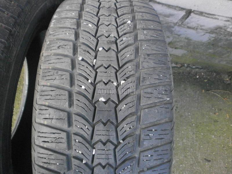 Sava 215/55 R16 Zimska