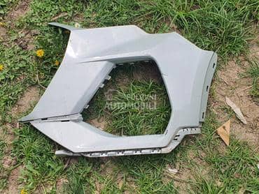 branik s Line za Audi Q3