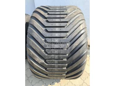 BKT 700/50 R26.5