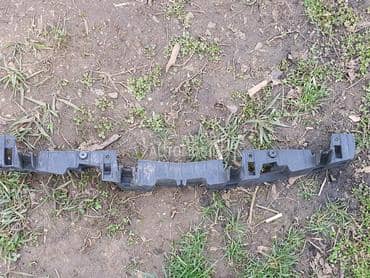 centralni nosač branika za Opel Astra J