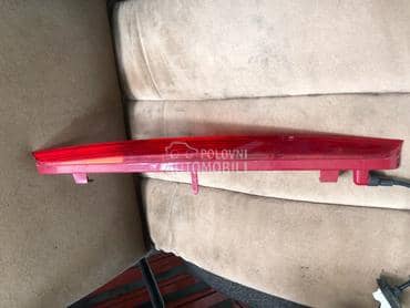 Trece stop svetlo na gepeku za Audi Q3 od 2011. do 2018. god.