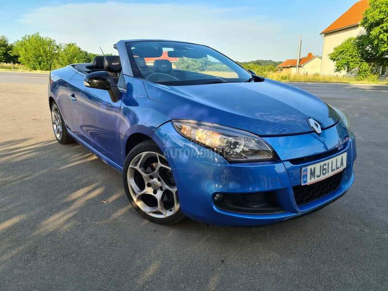 Renault Megane 2.0DCI 2012. god. -  kompletan auto u delovima