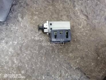 automat štop svetla za Jeep Grand Cherokee od 2010. do 2020. god.