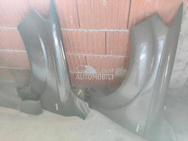 ljevi blatobran krilo za Audi Q7 od 2006. do 2014. god.