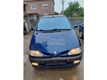 Renault Scenic -  kompletan auto u delovima