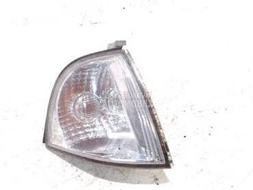 Migavac desni za Škoda Octavia od 1998. do 2004. god.