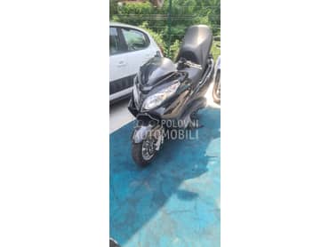 Suzuki Burgman 400 k9