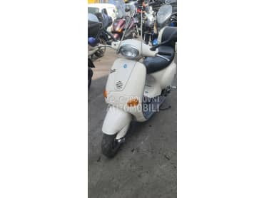 Piaggio Vespa et4 50cc